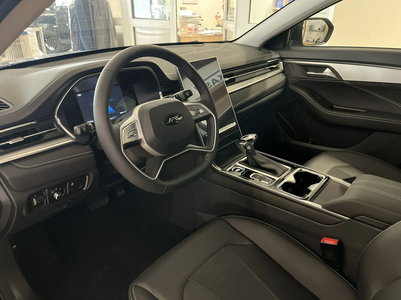 JAC J7 Plus - Zdjęcie 5