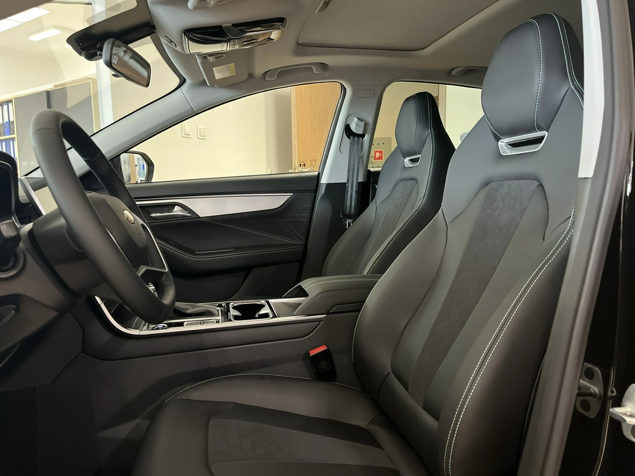 JAC J7 Plus - Zdjęcie 7