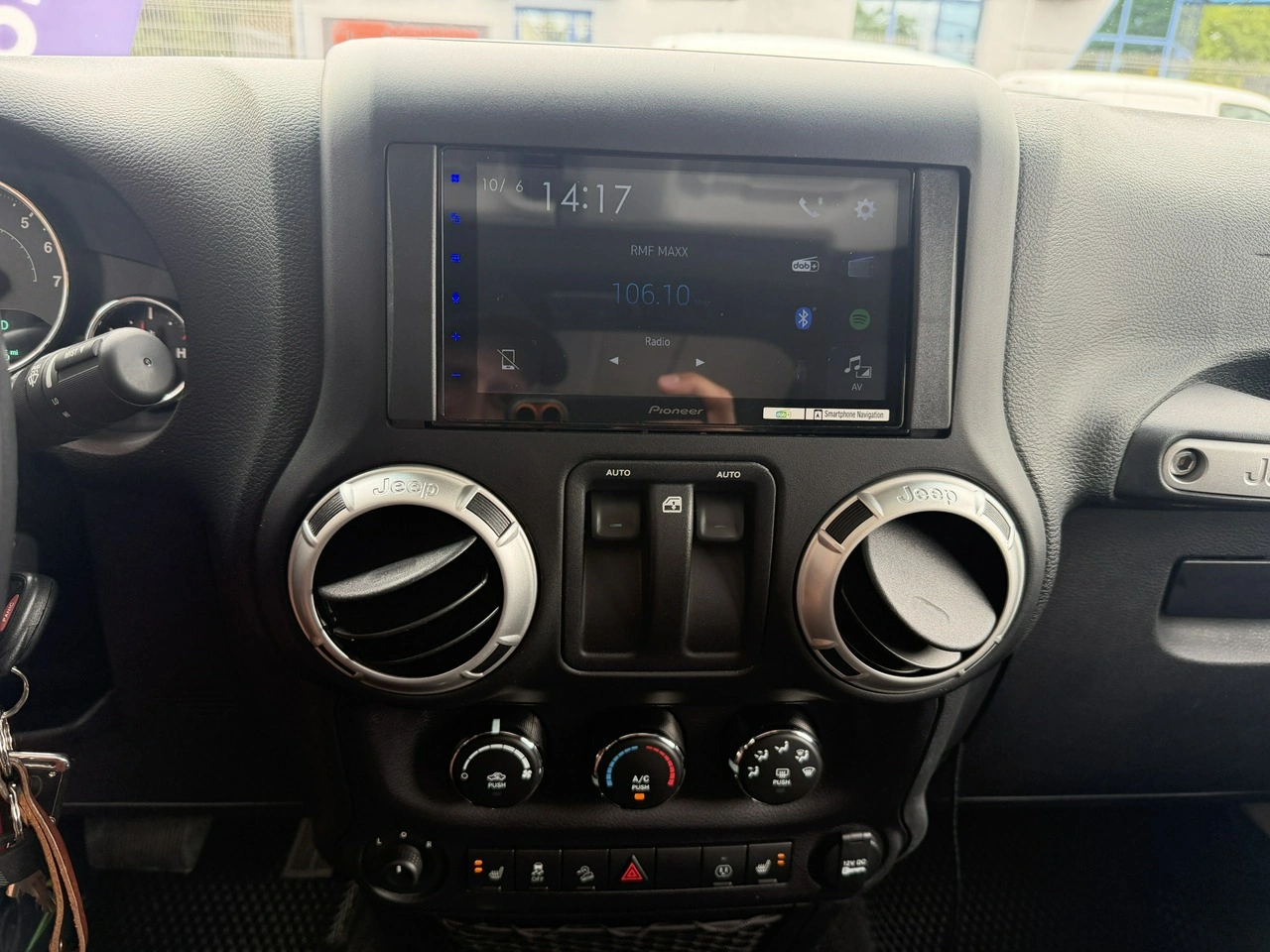 Jeep Wrangler - Zdjęcie 18
