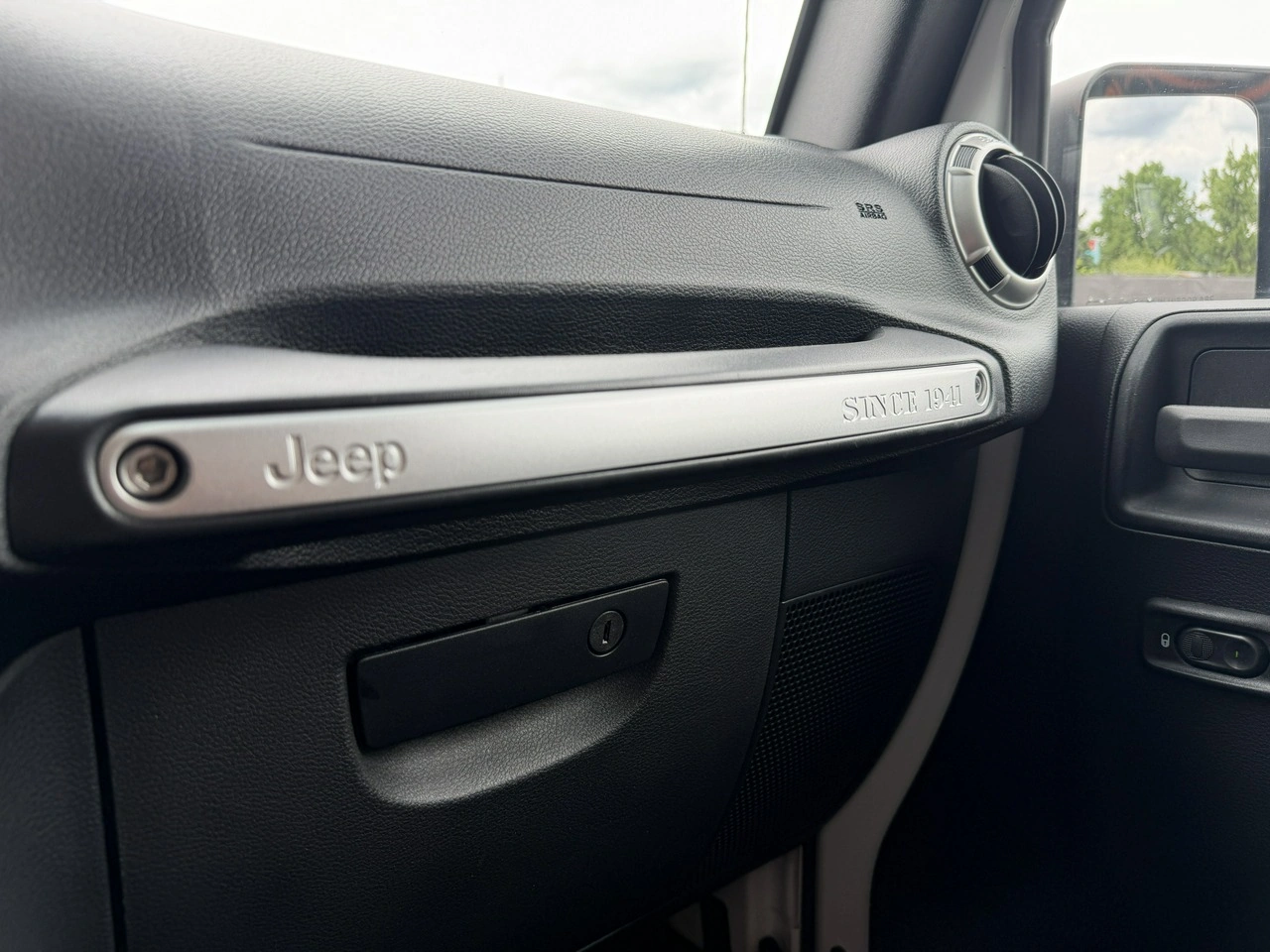 Jeep Wrangler - Zdjęcie 21
