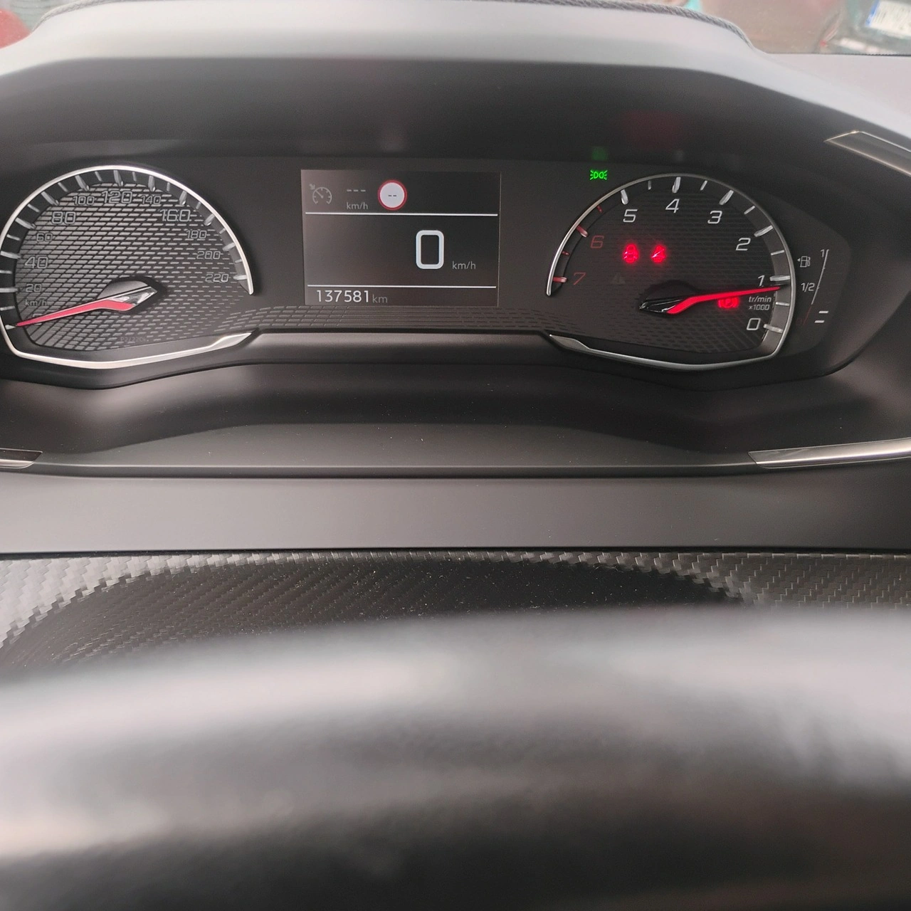 Peugeot 208 - Zdjęcie 9