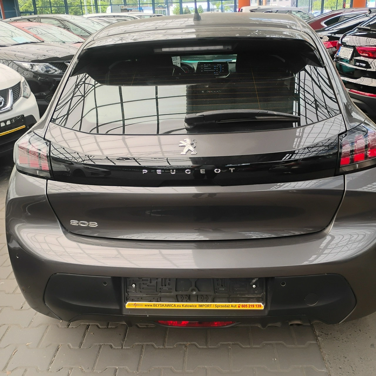 Peugeot 208 - Zdjęcie 4