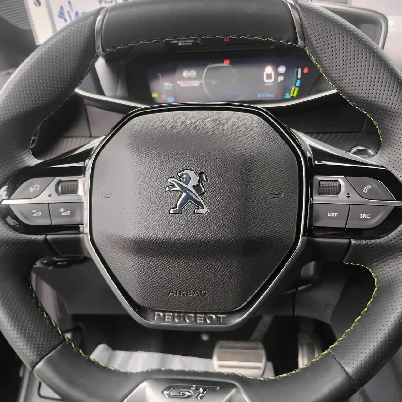 Peugeot 208 - Zdjęcie 8