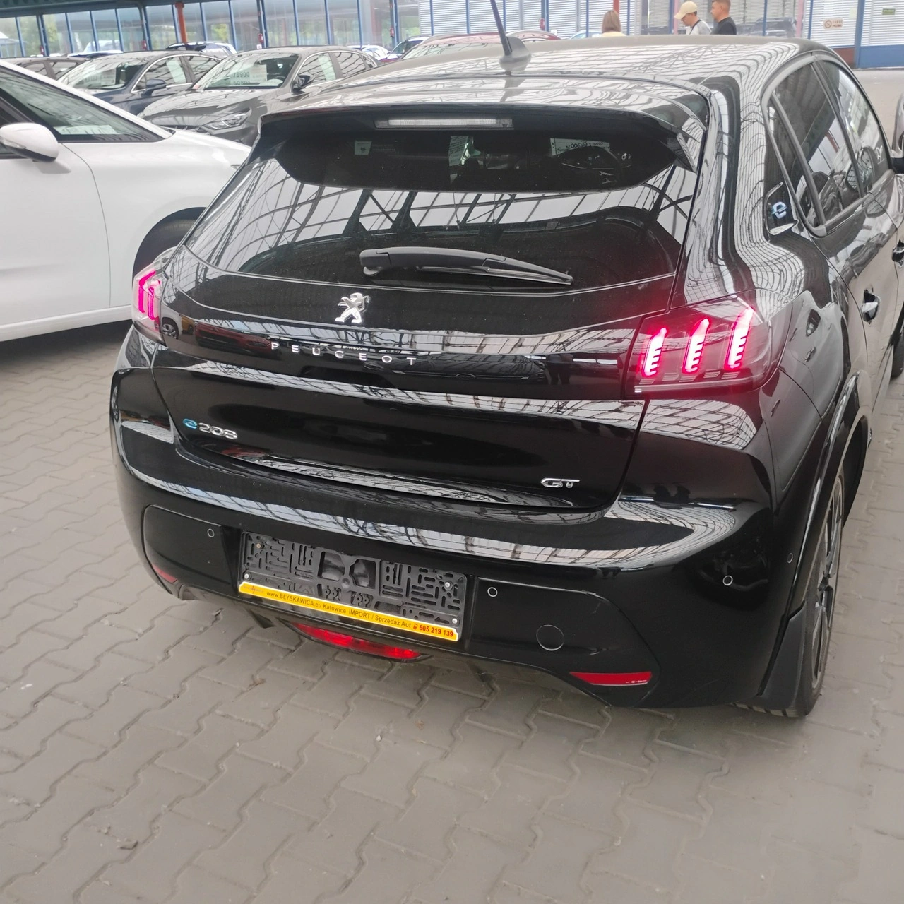 Peugeot 208 - Zdjęcie 4