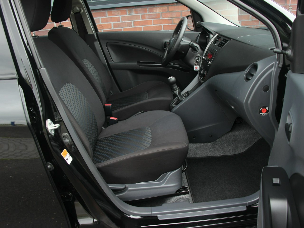 Suzuki Celerio - Zdjęcie 38