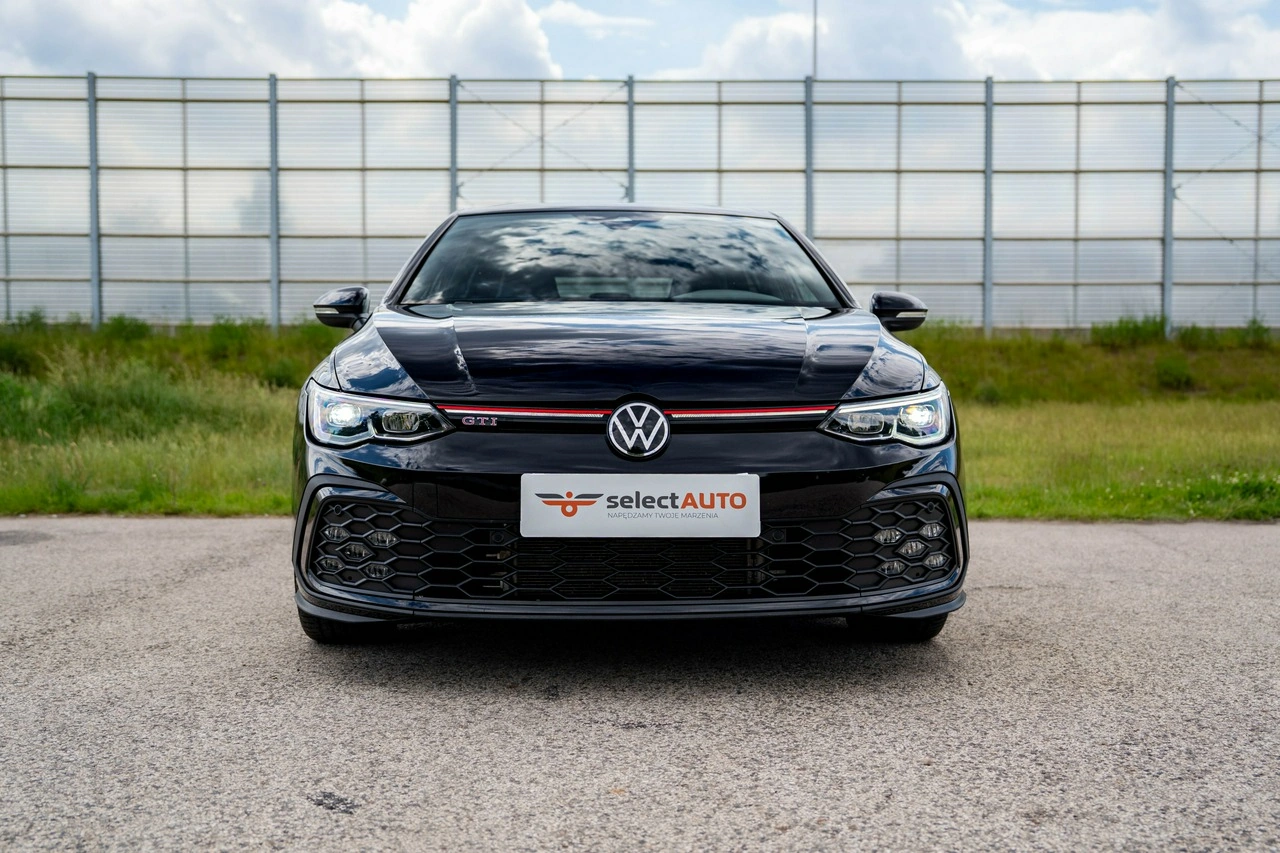 Volkswagen Golf - Zdjęcie 1