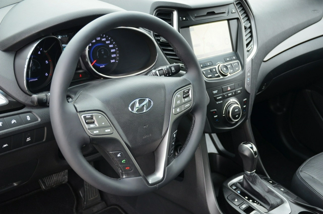 Hyundai Santa Fe - Zdjęcie 23