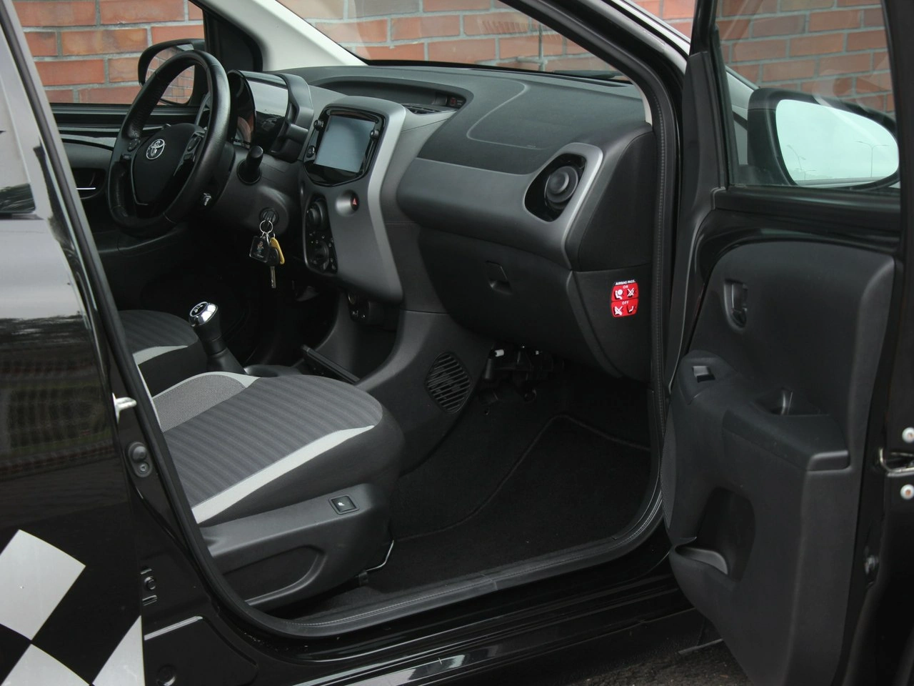 Toyota Aygo - Zdjęcie 30