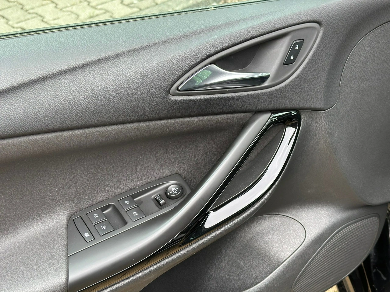 Opel Astra - Zdjęcie 18