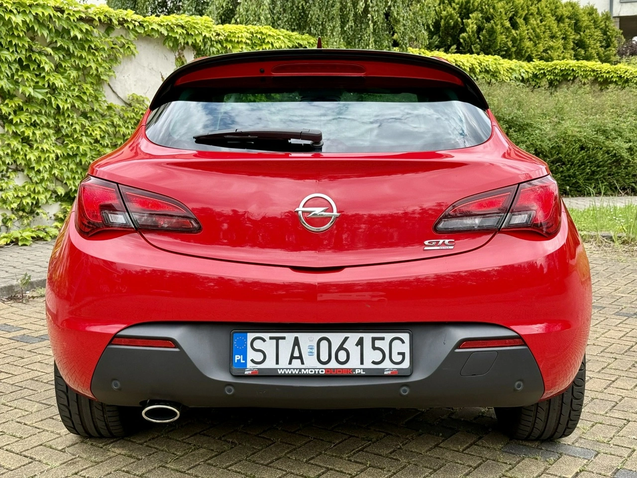 Opel Astra GTC - Zdjęcie 13
