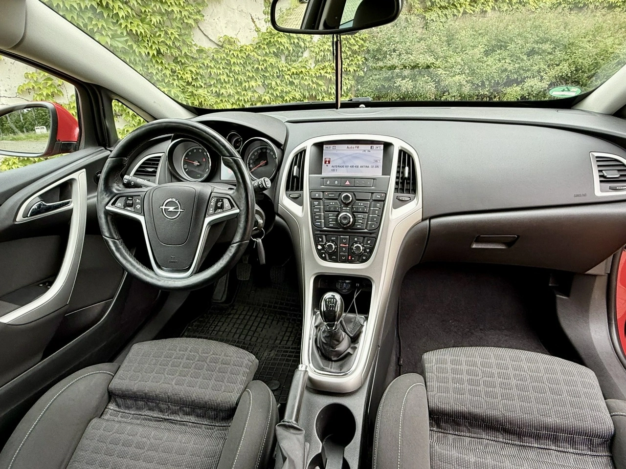 Opel Astra GTC - Zdjęcie 5