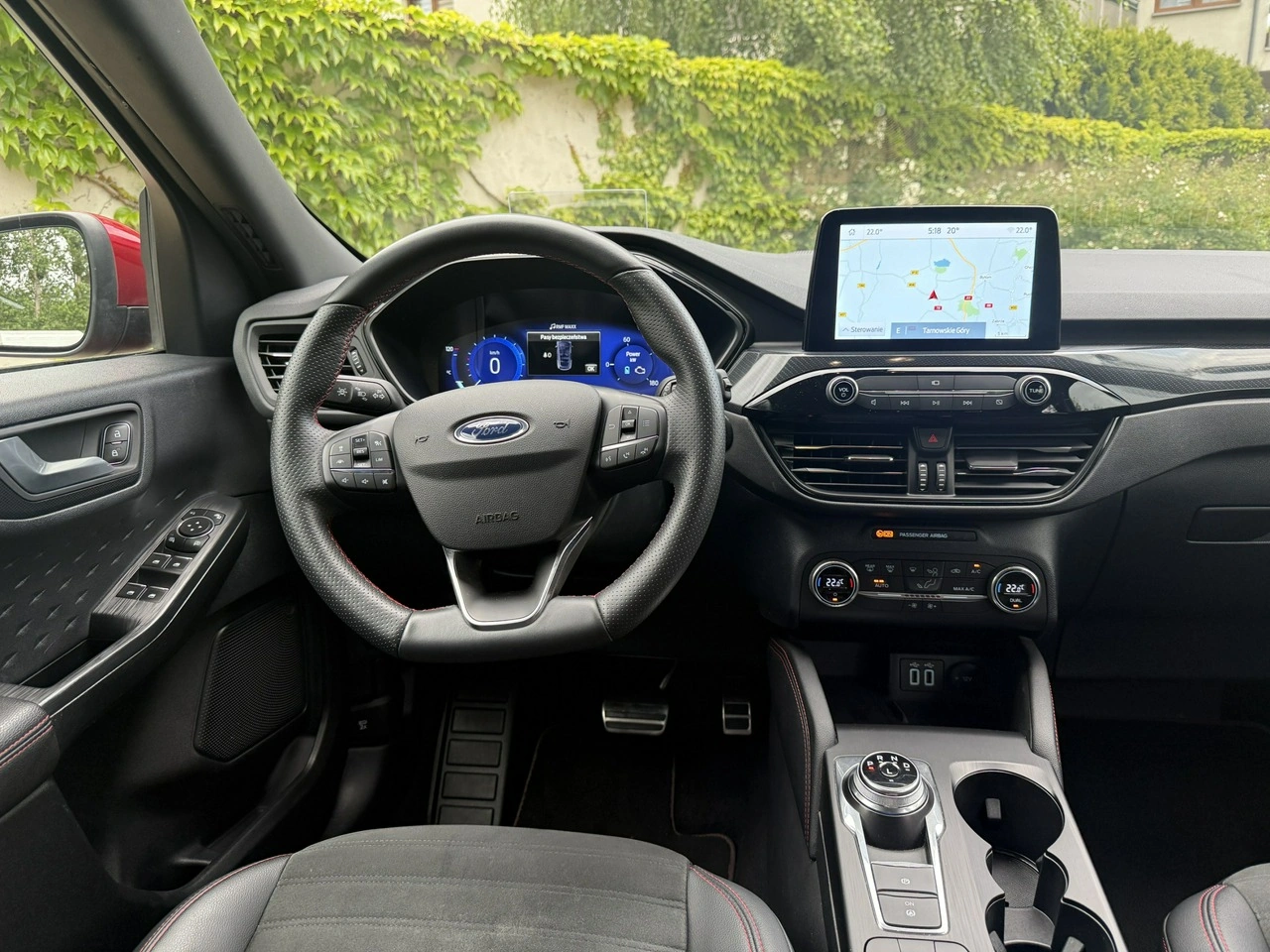 Ford Kuga - Zdjęcie 18