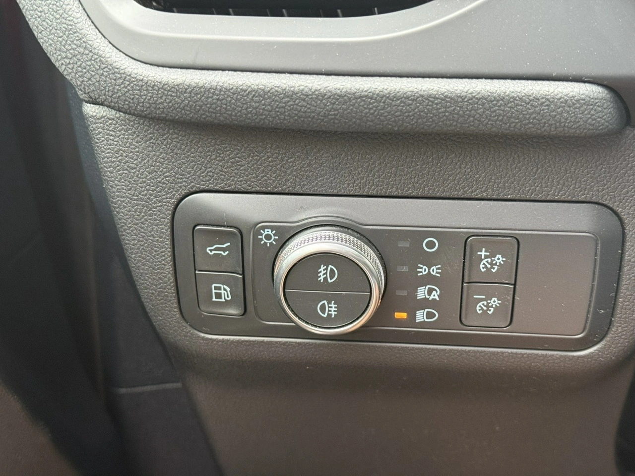 Ford Kuga - Zdjęcie 23