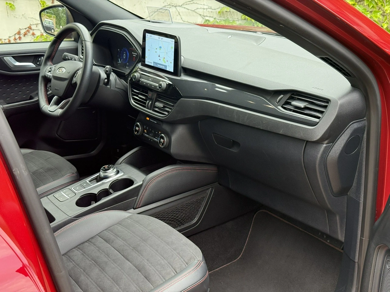 Ford Kuga - Zdjęcie 6