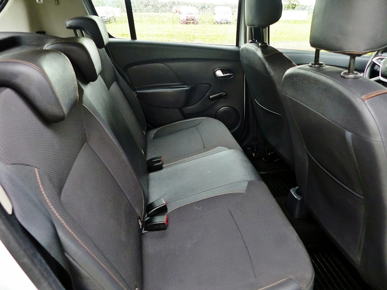 Dacia Sandero Stepway - Zdjęcie 22