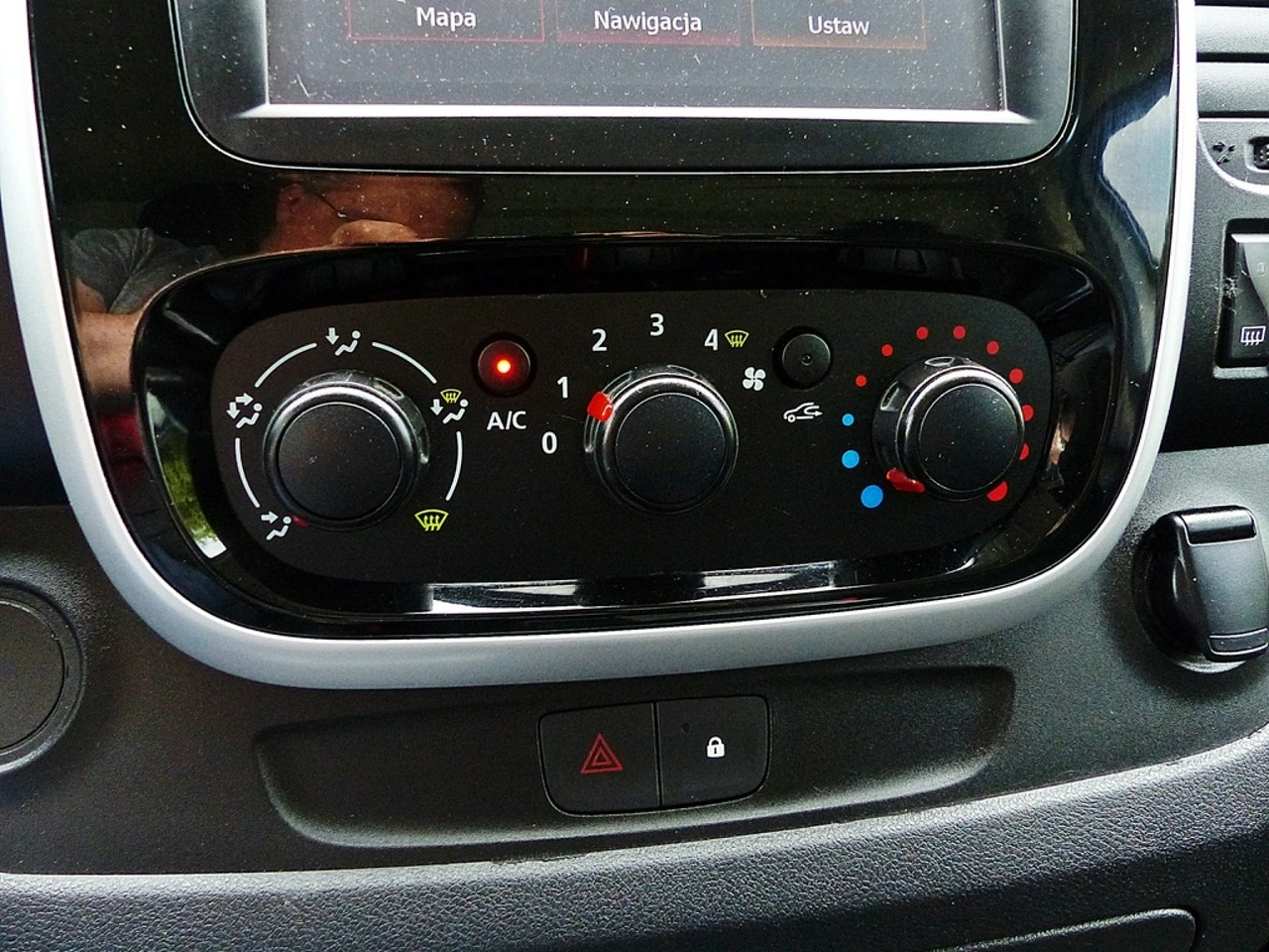 Renault Trafic - Zdjęcie 33