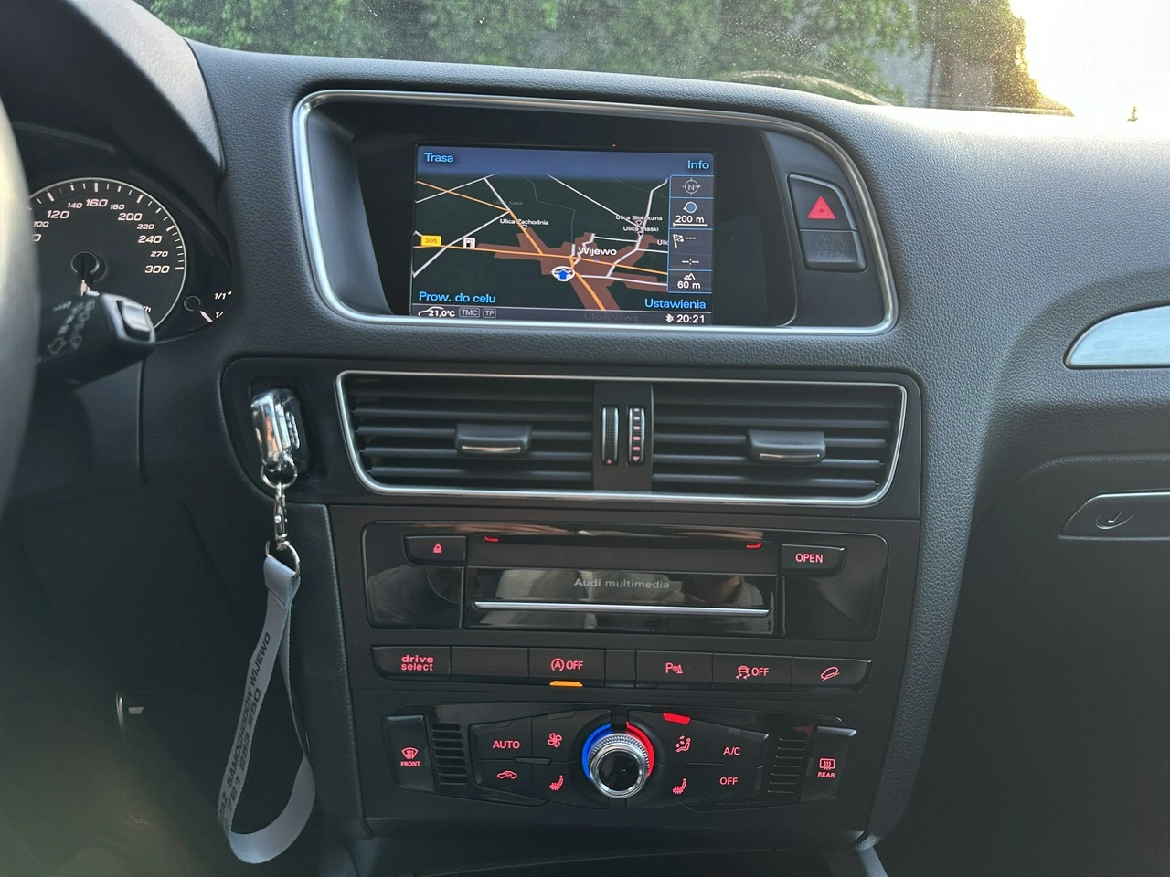 Audi SQ5 - Zdjęcie 15