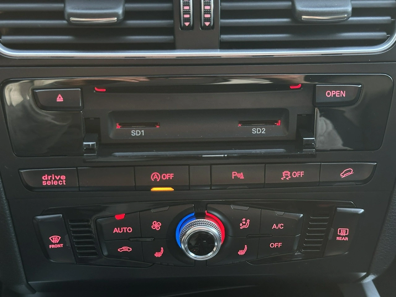Audi SQ5 - Zdjęcie 34