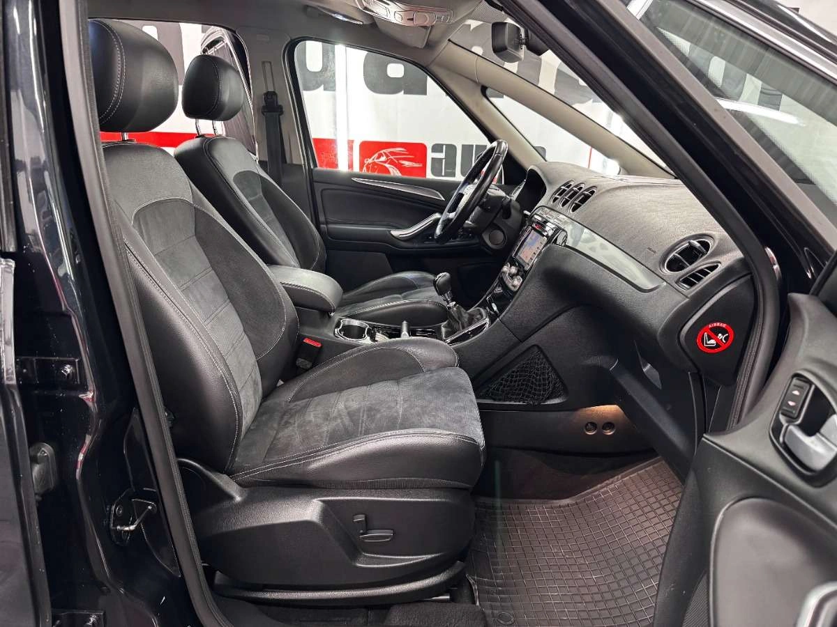 Ford S-Max - Zdjęcie 43