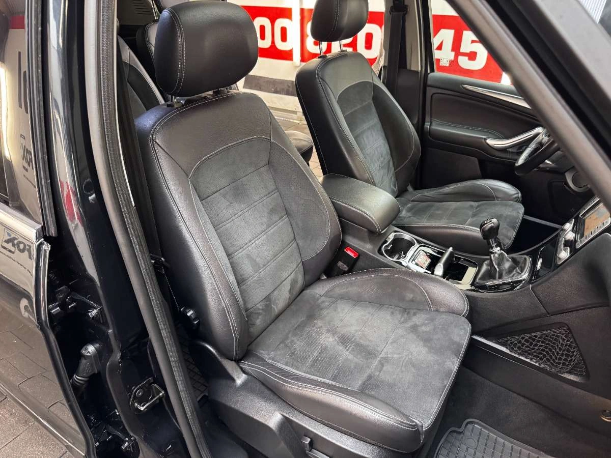 Ford S-Max - Zdjęcie 42