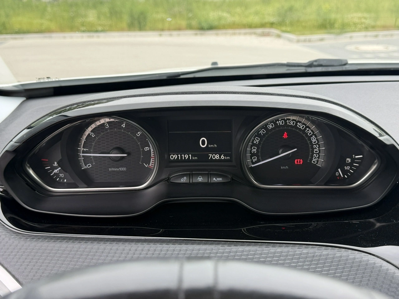 Peugeot 2008 - Zdjęcie 19