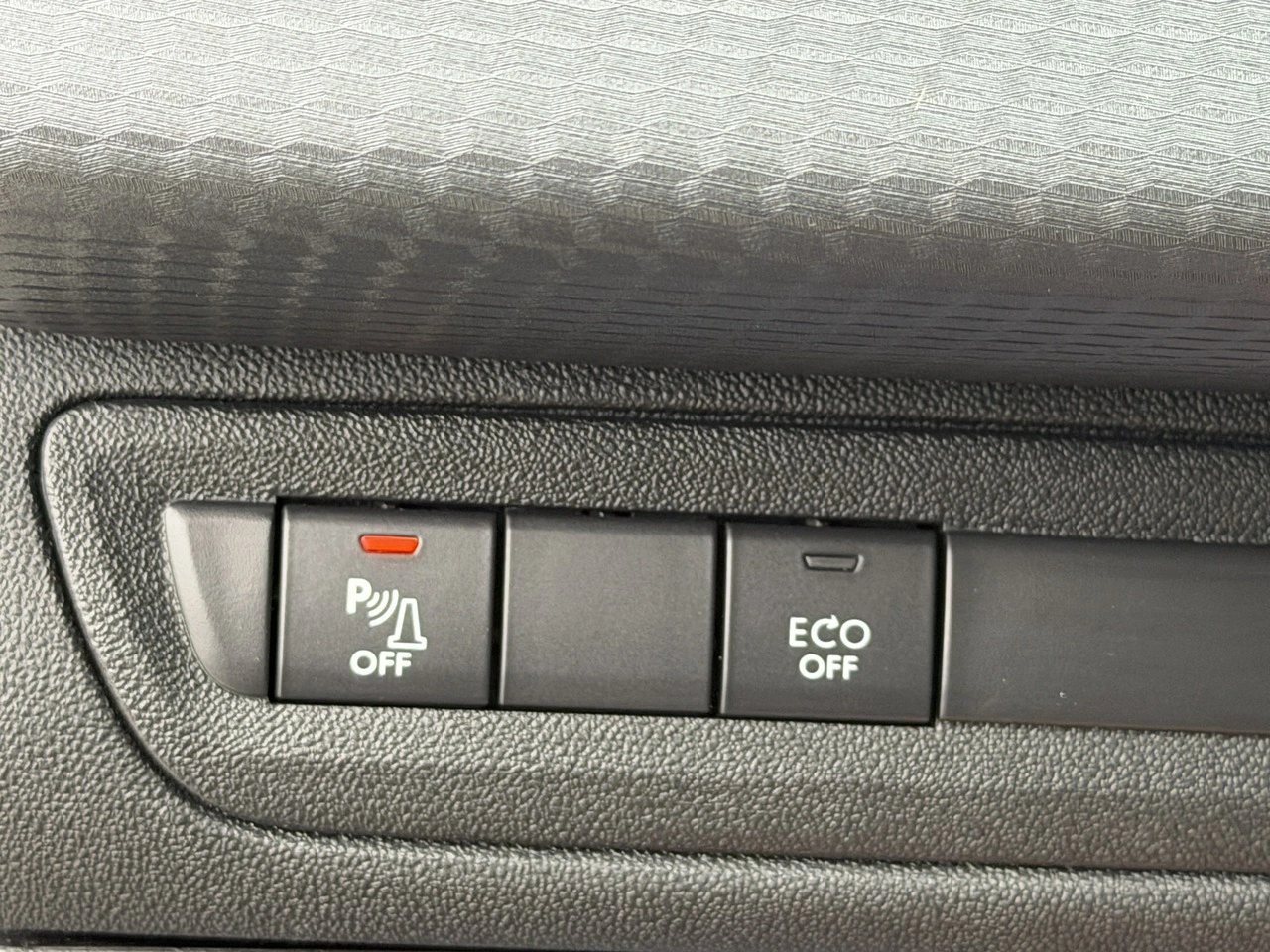 Peugeot 2008 - Zdjęcie 26