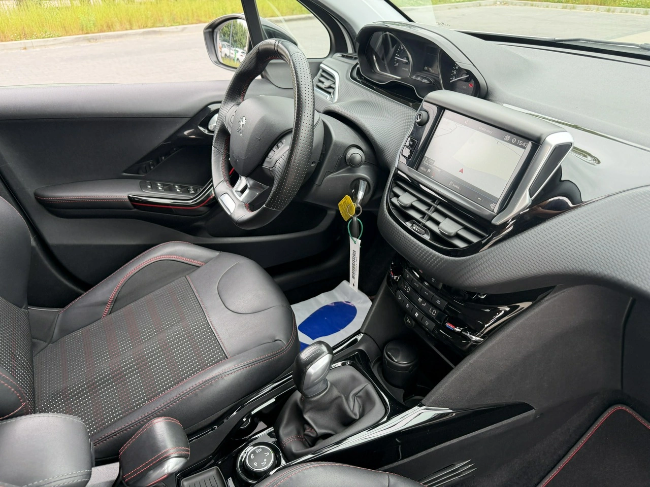 Peugeot 2008 - Zdjęcie 38
