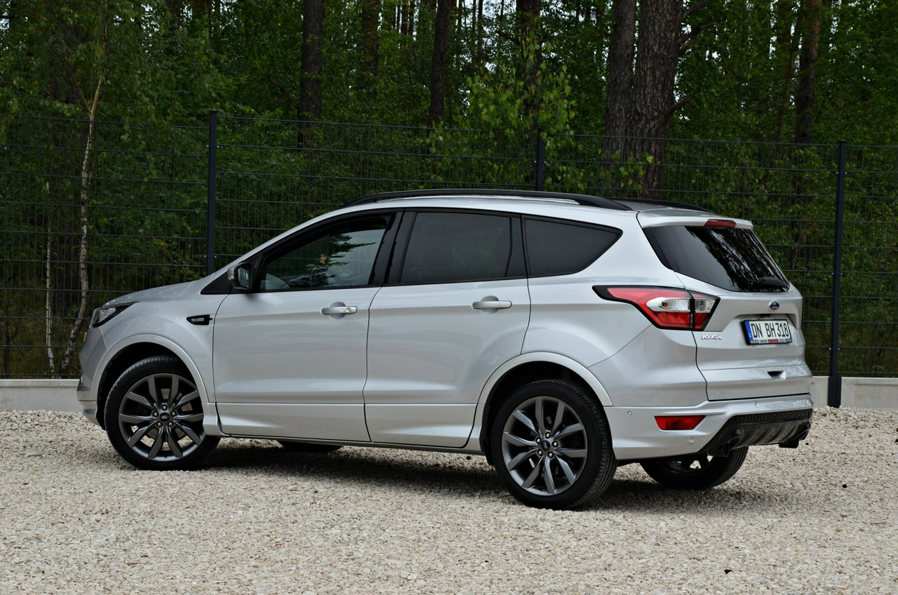 Ford Kuga - Zdjęcie 19