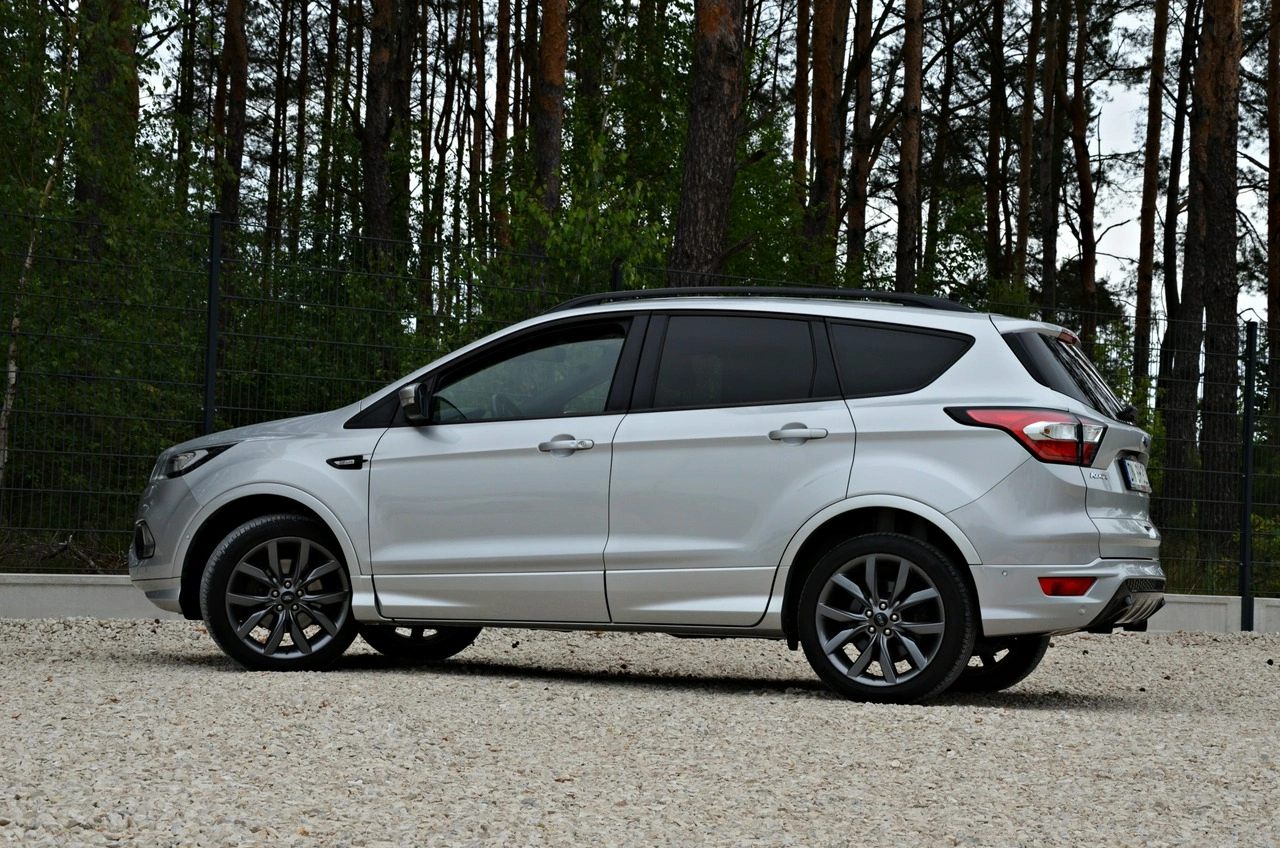 Ford Kuga - Zdjęcie 20