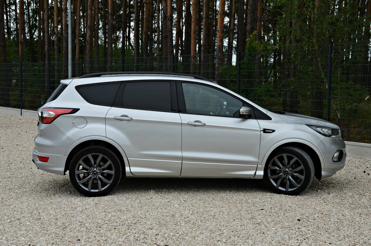 Ford Kuga - Zdjęcie 25