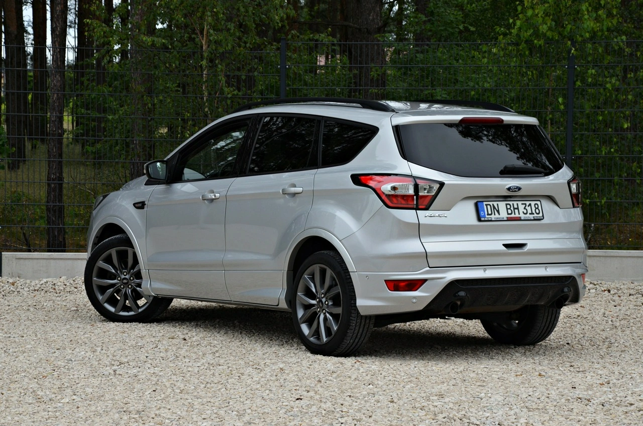 Ford Kuga - Zdjęcie 2