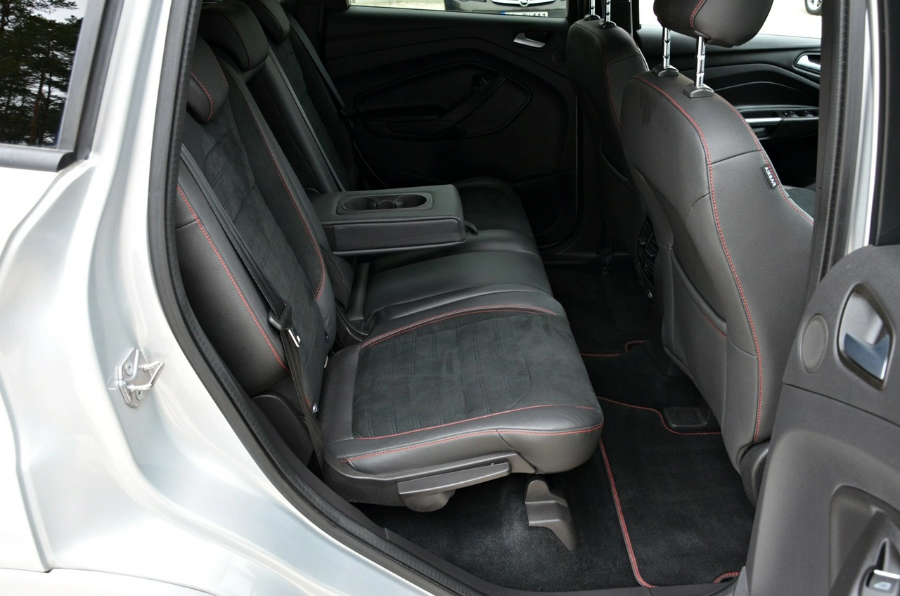 Ford Kuga - Zdjęcie 35