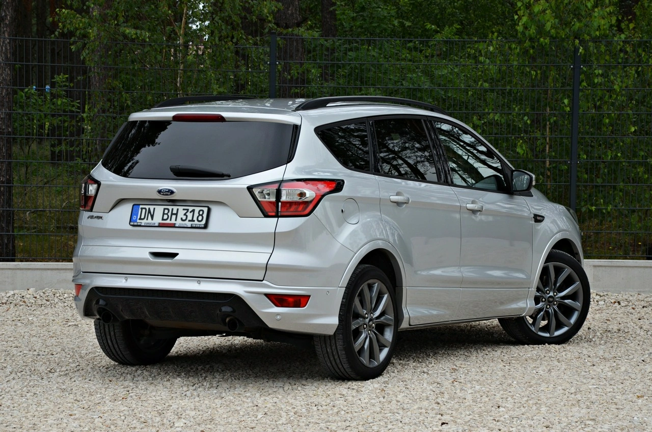 Ford Kuga - Zdjęcie 3