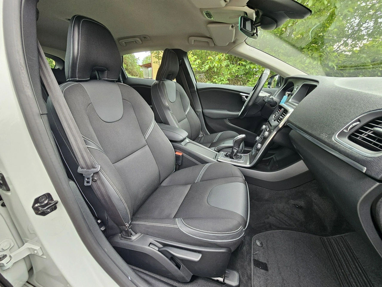 Volvo V40 - Zdjęcie 10