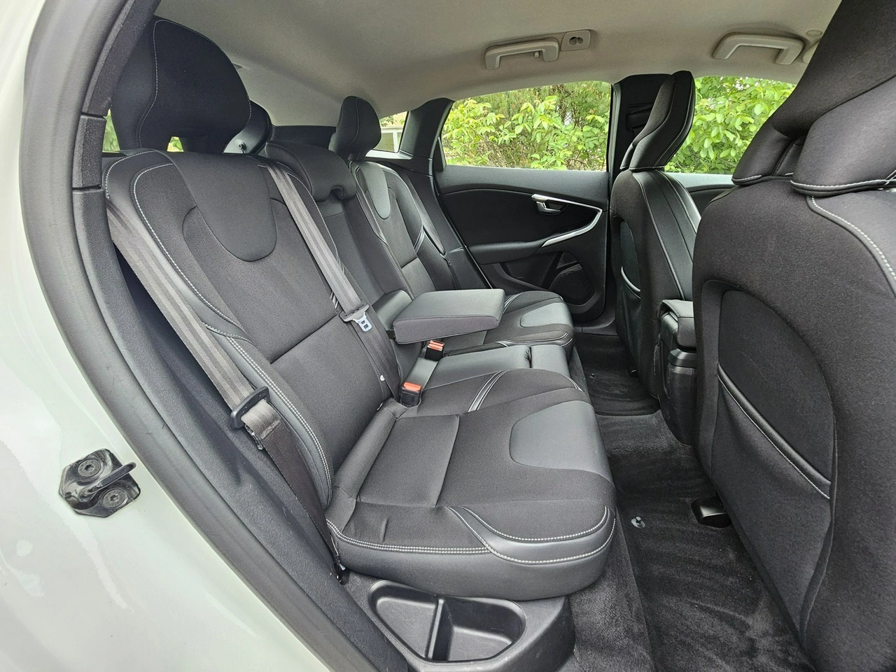 Volvo V40 - Zdjęcie 14
