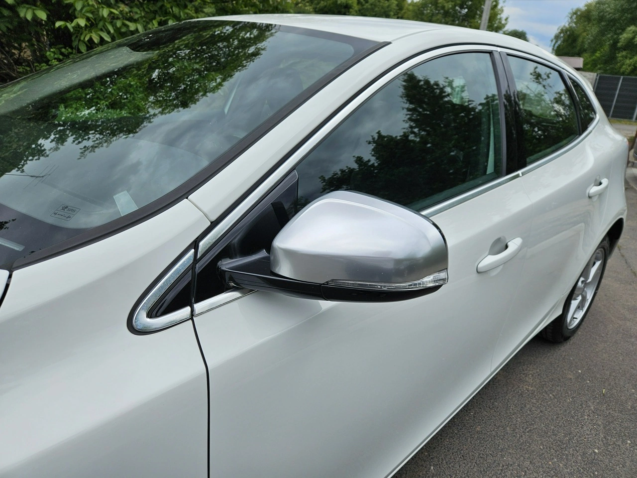 Volvo V40 - Zdjęcie 18