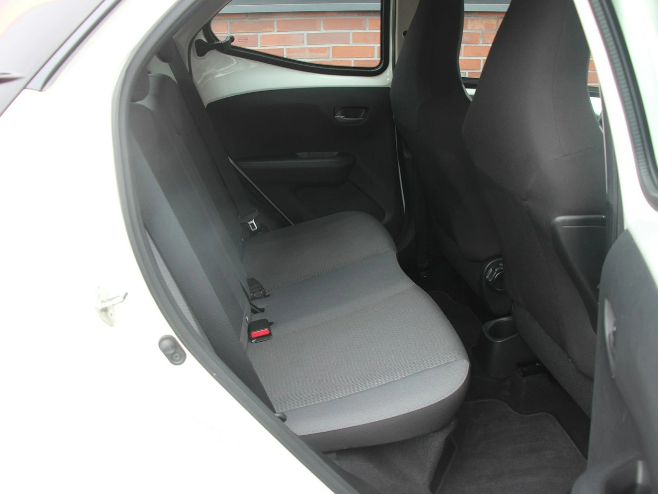 Toyota Aygo - Zdjęcie 38