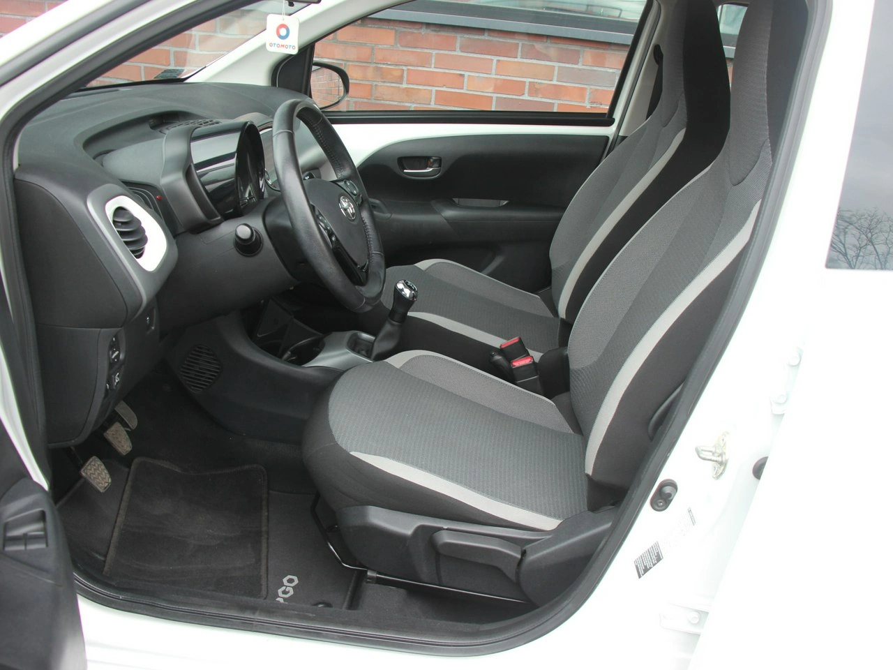 Toyota Aygo - Zdjęcie 9