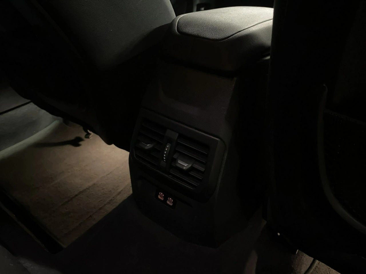 BMW 218 - Zdjęcie 13