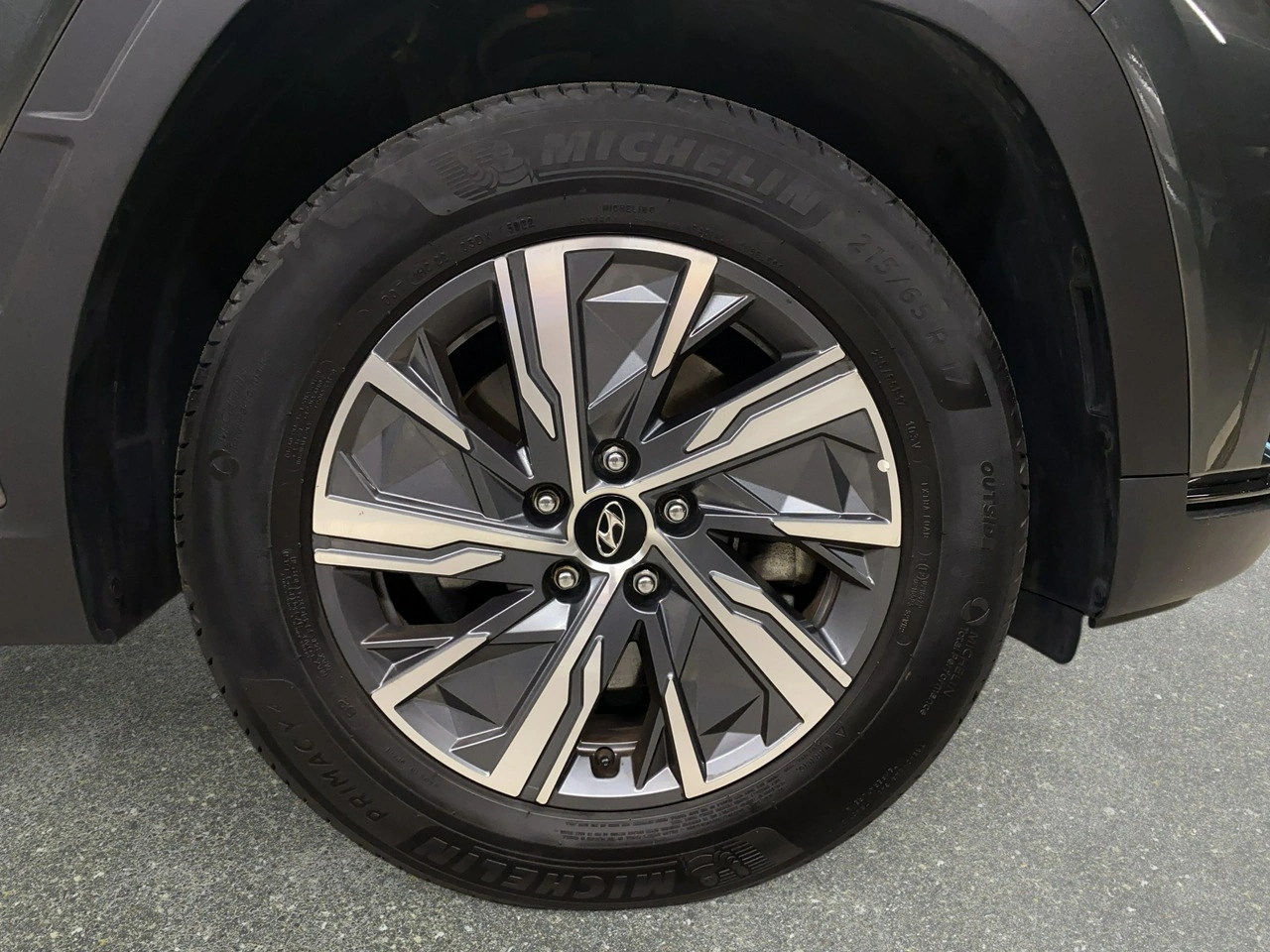 Hyundai Tucson - Zdjęcie 8