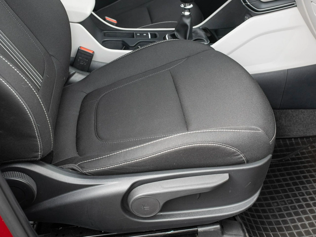 Hyundai Tucson - Zdjęcie 27