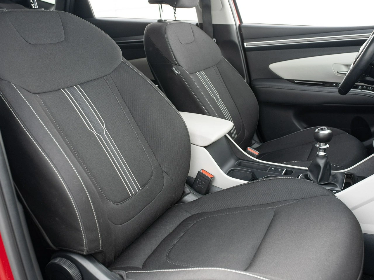 Hyundai Tucson - Zdjęcie 28