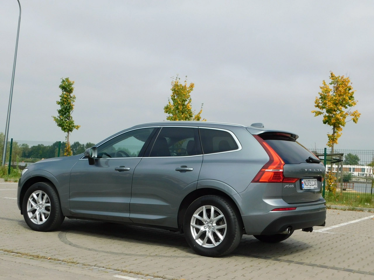 Volvo XC 60 - Zdjęcie 4