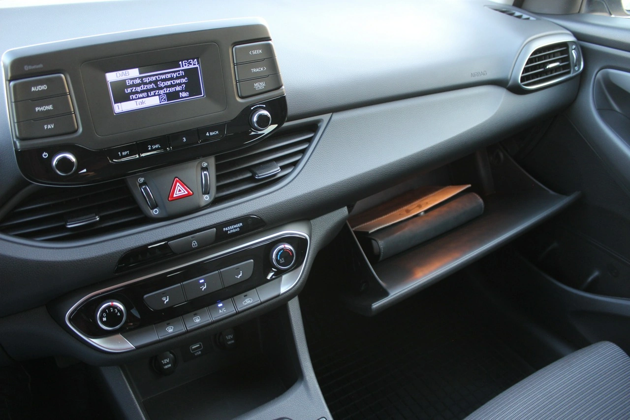 Hyundai i30 - Zdjęcie 21