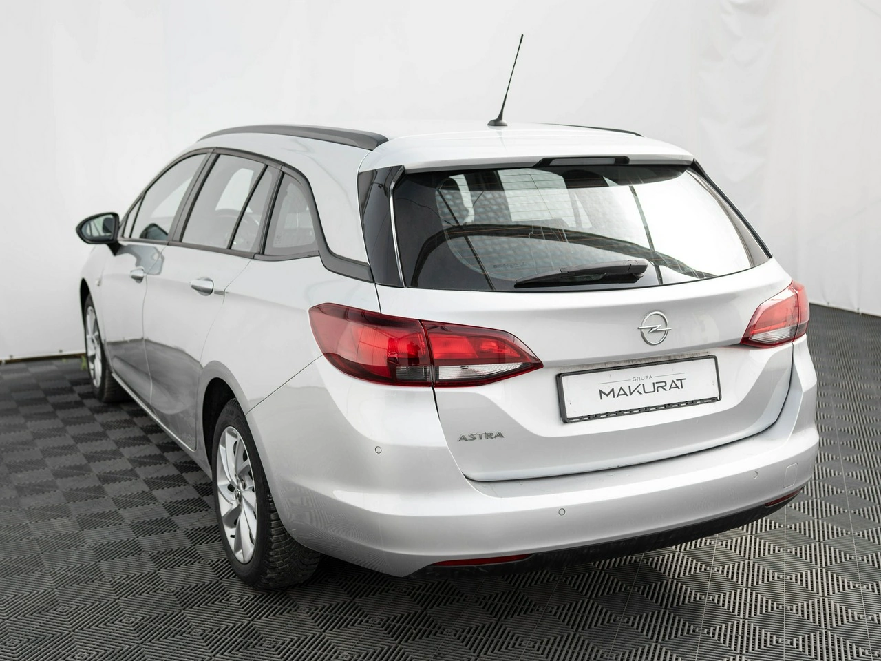 Opel Astra - Zdjęcie 3