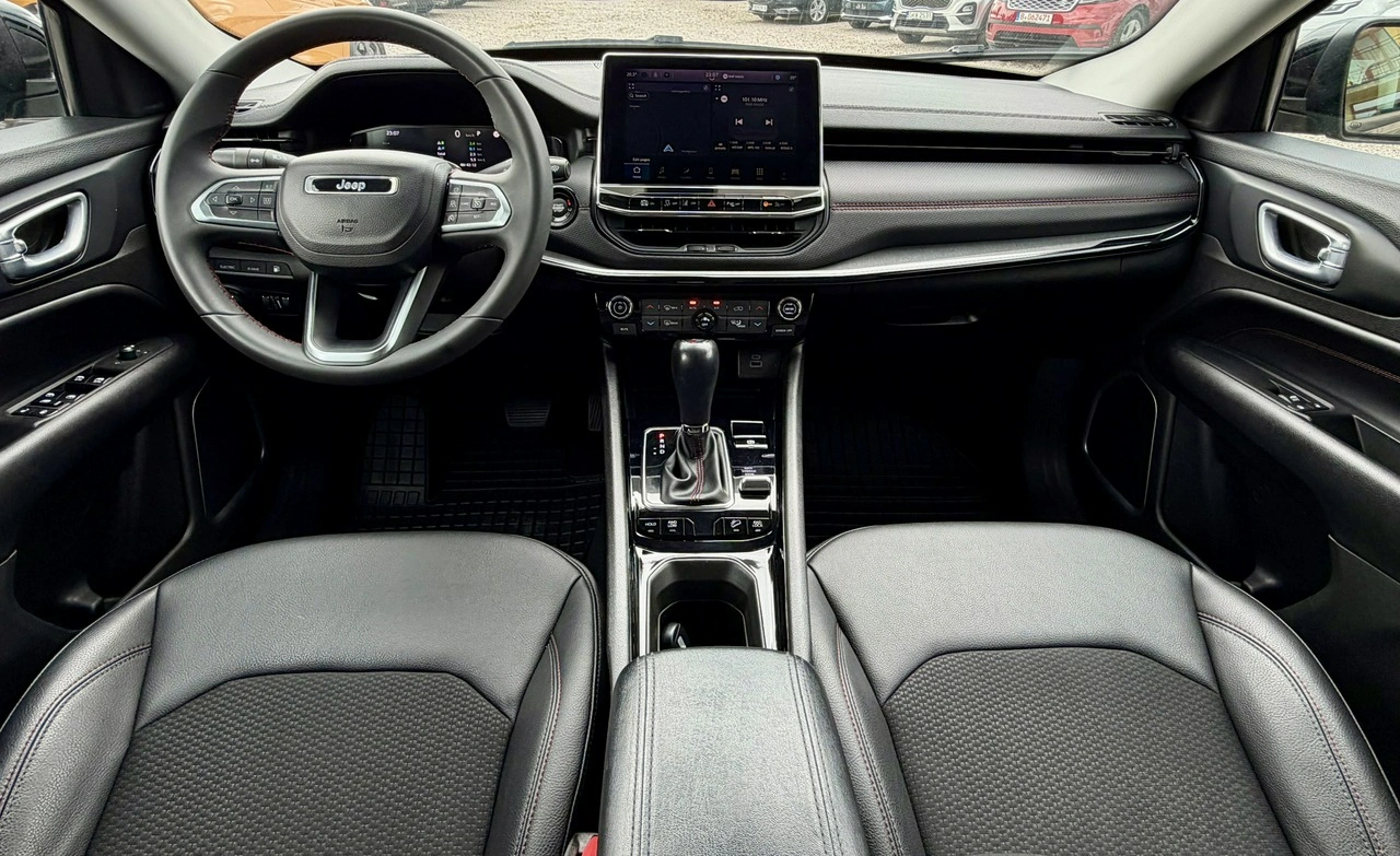 Jeep Compass - Zdjęcie 10