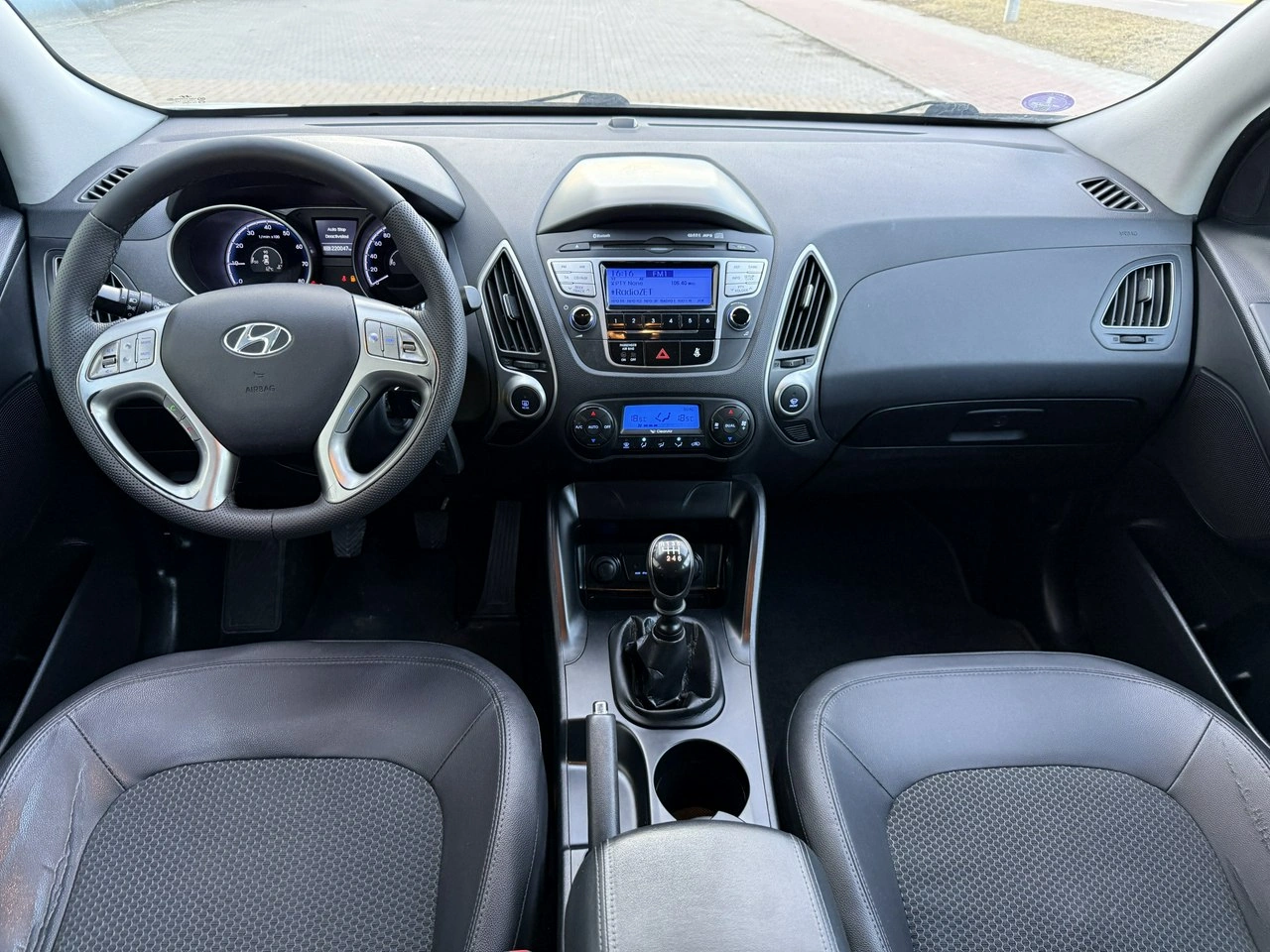 Hyundai ix35 - Zdjęcie 14