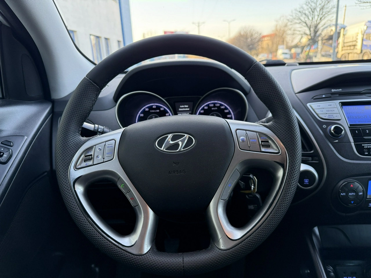 Hyundai ix35 - Zdjęcie 16