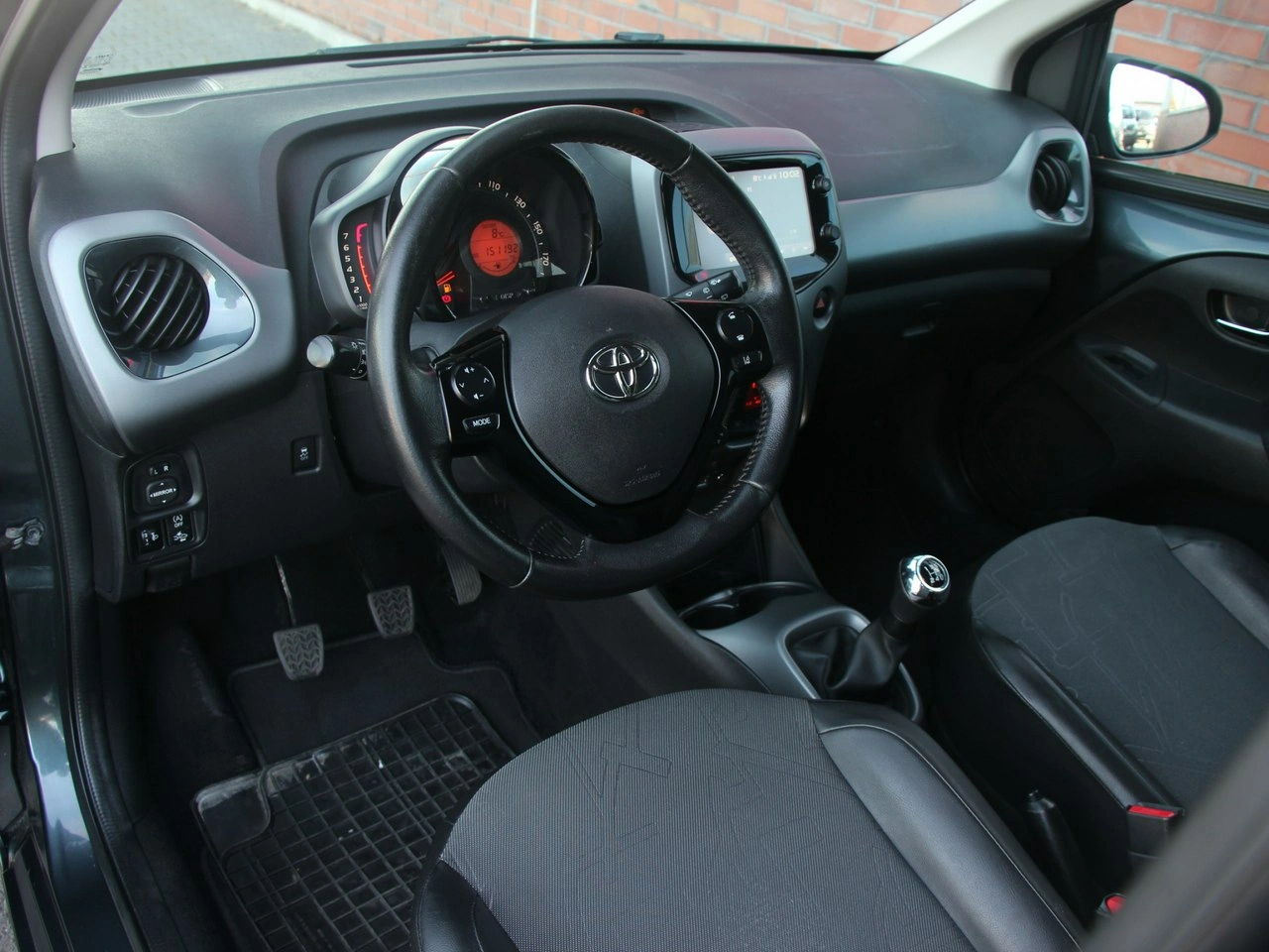 Toyota Aygo - Zdjęcie 14