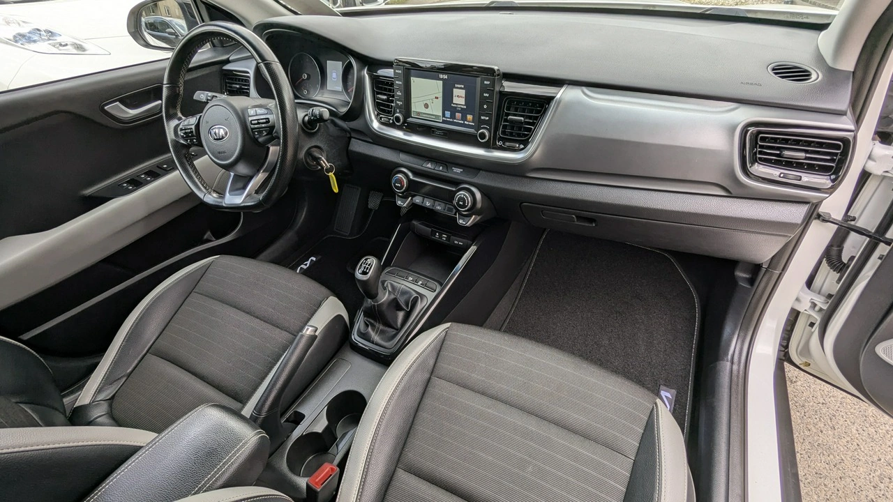Kia Stonic - Zdjęcie 18